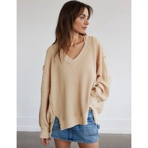American Eagle Big Hug Waffle V-Neck Sweatshirt in Beige